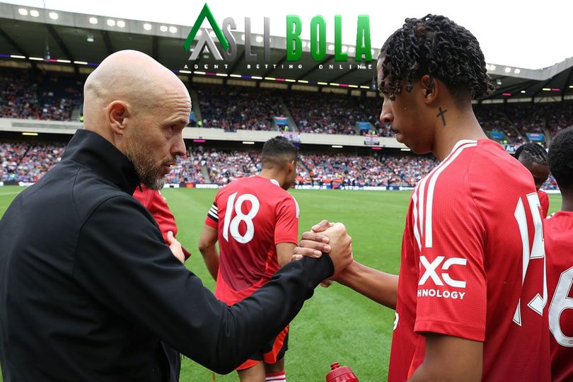 Soal Cedera Yoro Usai Laga Arsenal vs Manchester United, Ten Hag: Mikir Positif Aja