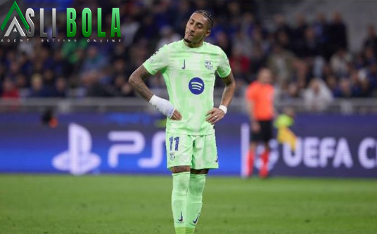 Raphinha Samai Rekor Gila Cristiano Ronaldo di Liga Champions tetapi Terasa Hambar karena Barcelona Gugur