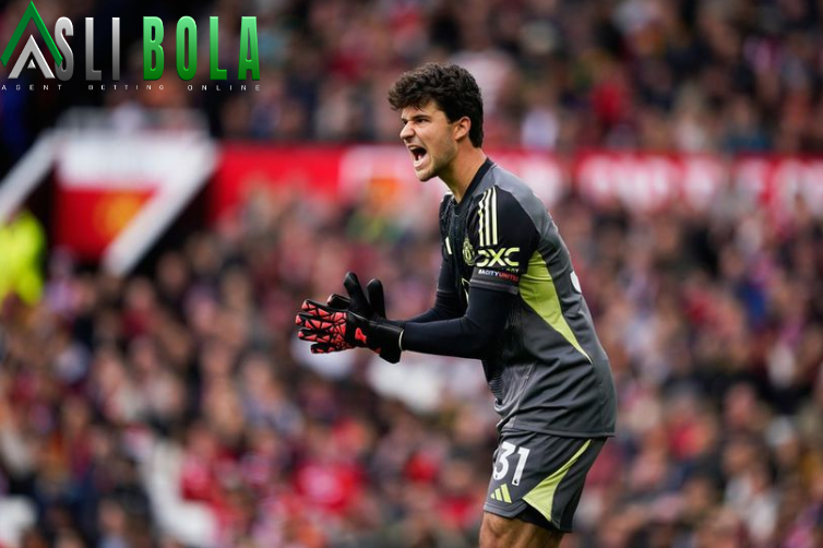 Wayne Rooney Ungkap Perubahan Taktik MU Berkat Kehadiran Benjamin Sesko dan Senne Lammens