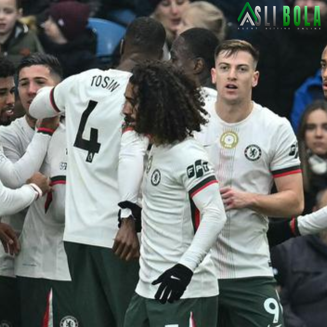 Hasil Liga Inggris: Pedro Neto dan Enzo Fernandez Bawa Chelsea Rebut 3 Poin di Markas Burnley