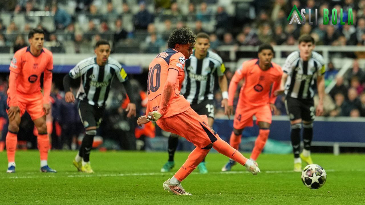 Rekap Hasil Liga Champions Tadi Malam: Liverpool Tumbang, Barcelona Selamat di Menit Akhir